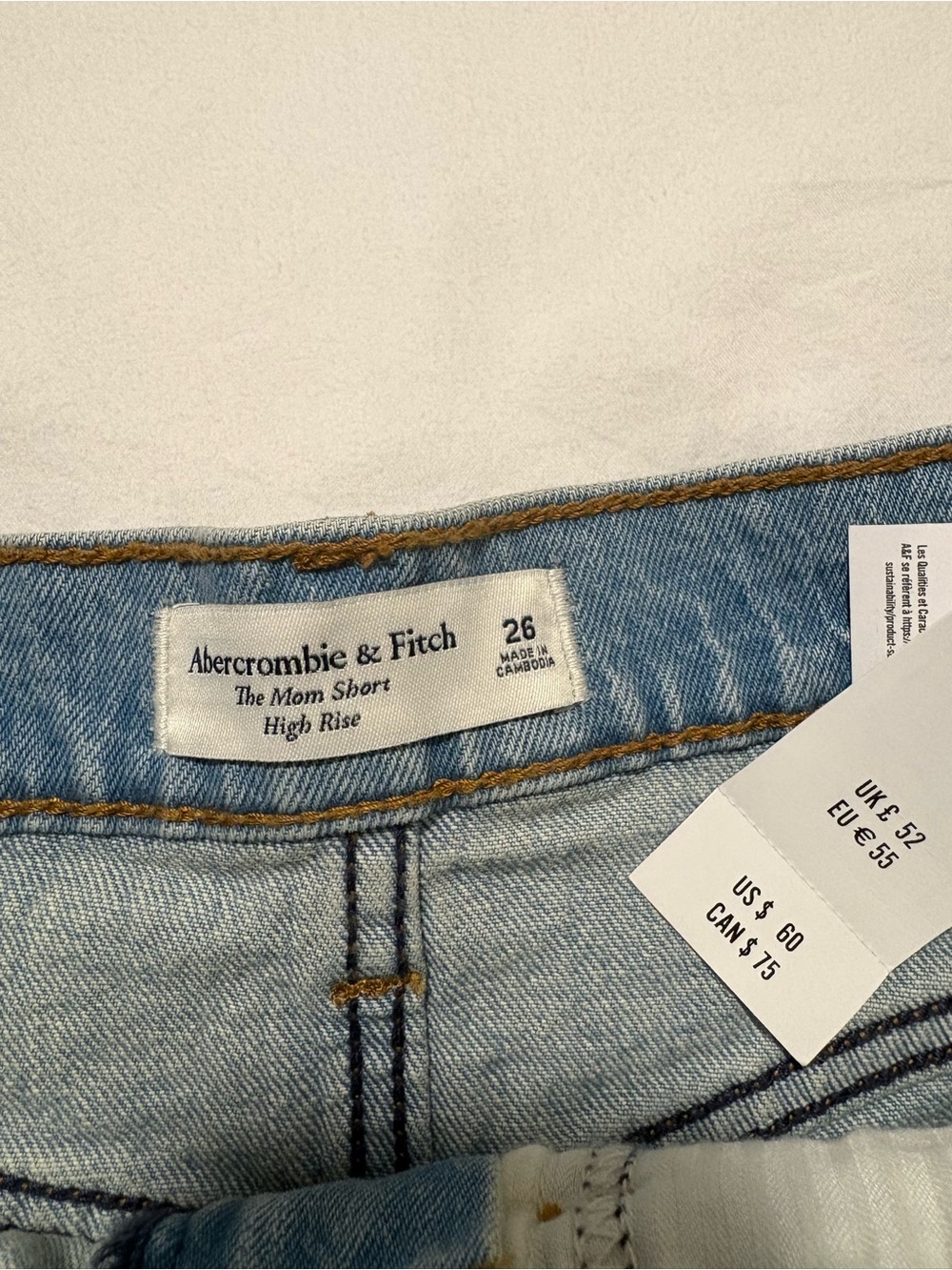 NWT! A&F High Rise Mom Short - Picture 9 of 9